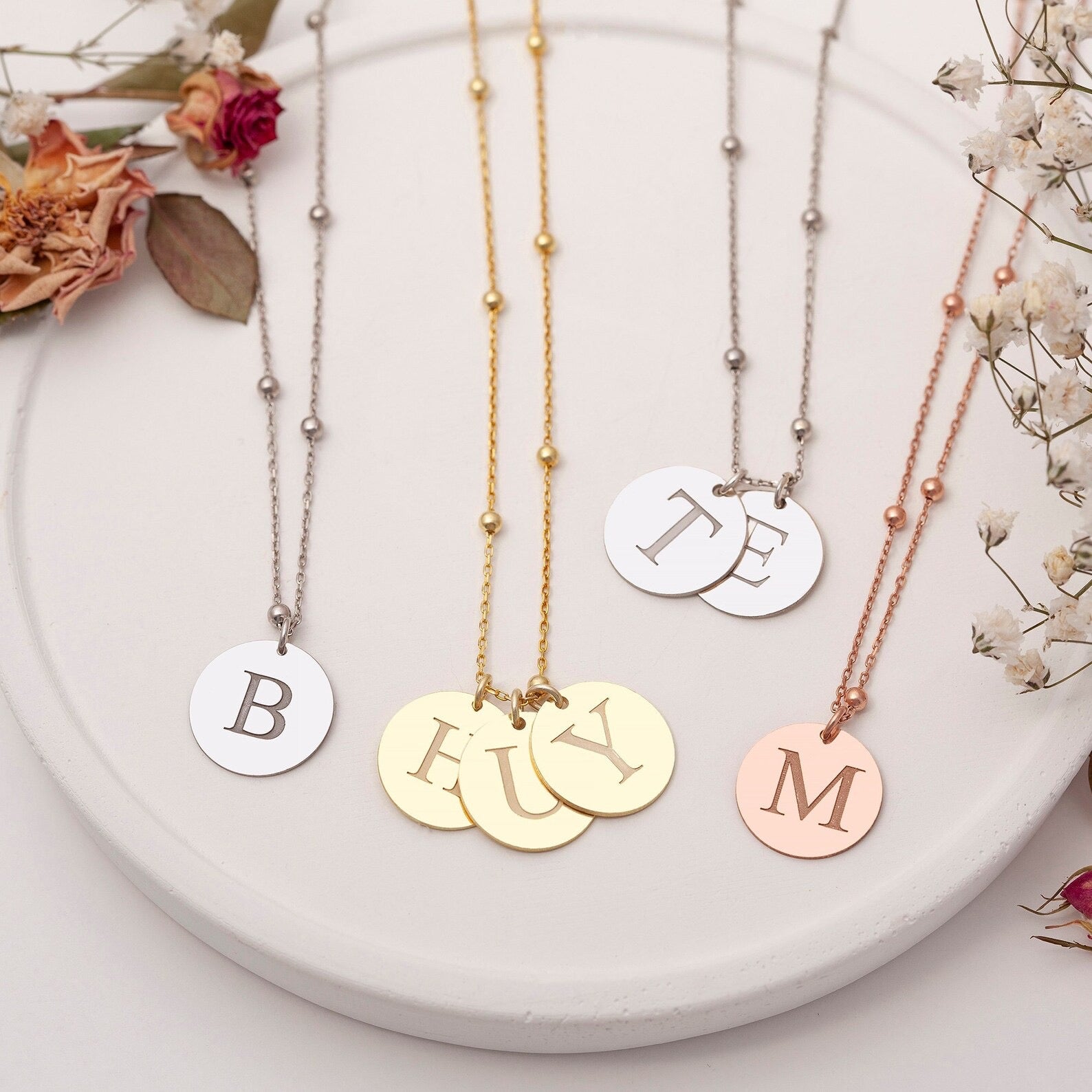 (VARYASYONLAR VE FİYAT DENGESİ OLUŞTURULACAK)Personalised Initial Disc Necklace - Custom Silver Letter Necklace or Satellite and Cable chain