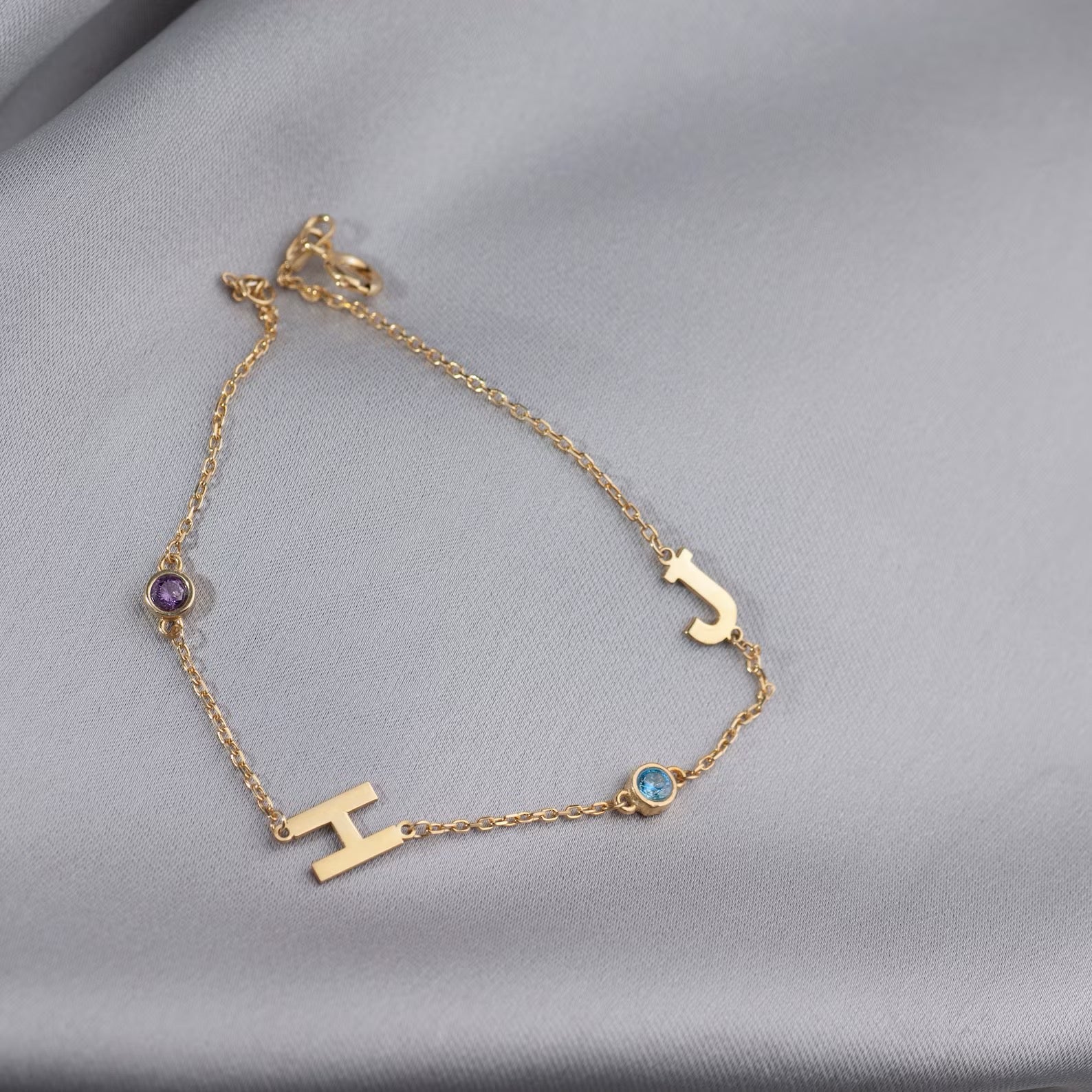 Family Birthstone Letter Bracelet for Lover, Gold Initial Dainty Bracelet